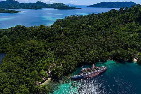 28. Feb 27 - Roderick Bay, Florida Islands