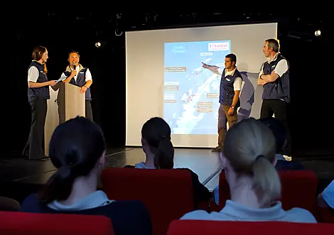 11. Mär 27 > 12. Mär 27 - Fahrt durch die Drake-Passage