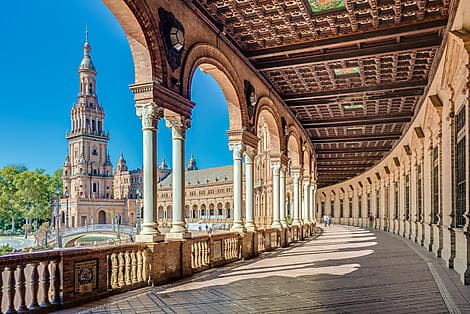 27. Apr 27 - Sevilla