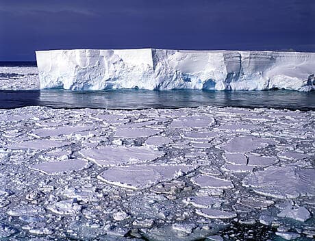 22. Feb 26 > 23. Feb 26 - Adélieland