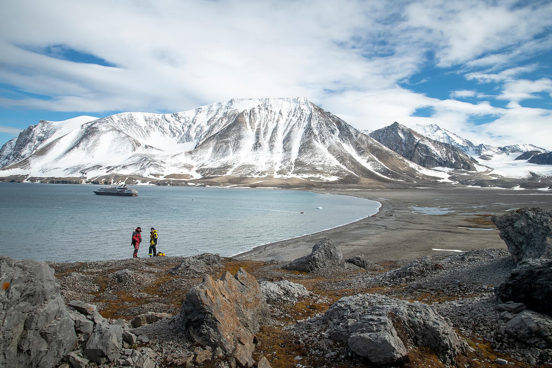 Spitzbergens Fjorde und Gletscher  
