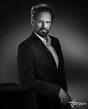 Tomasz Kumięga Studio Harcourt Paris 2025