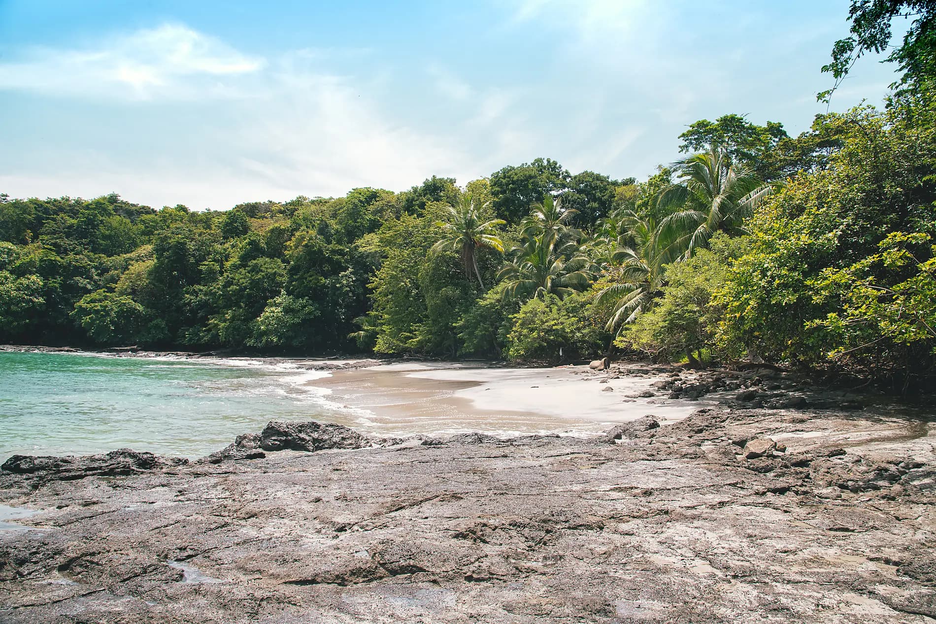 Von der wilden Schönheit Panamas zu den faszinierenden Ufern Perus 