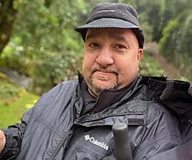 Dennis Wille Sáenz null